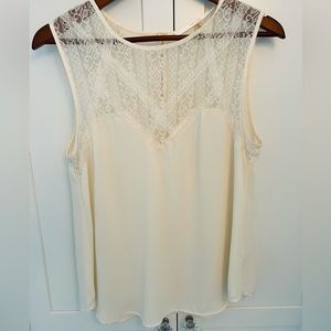 Fun2Fun Torrance Lace Detail sleeveless cream blouse size Medium Stitchfix